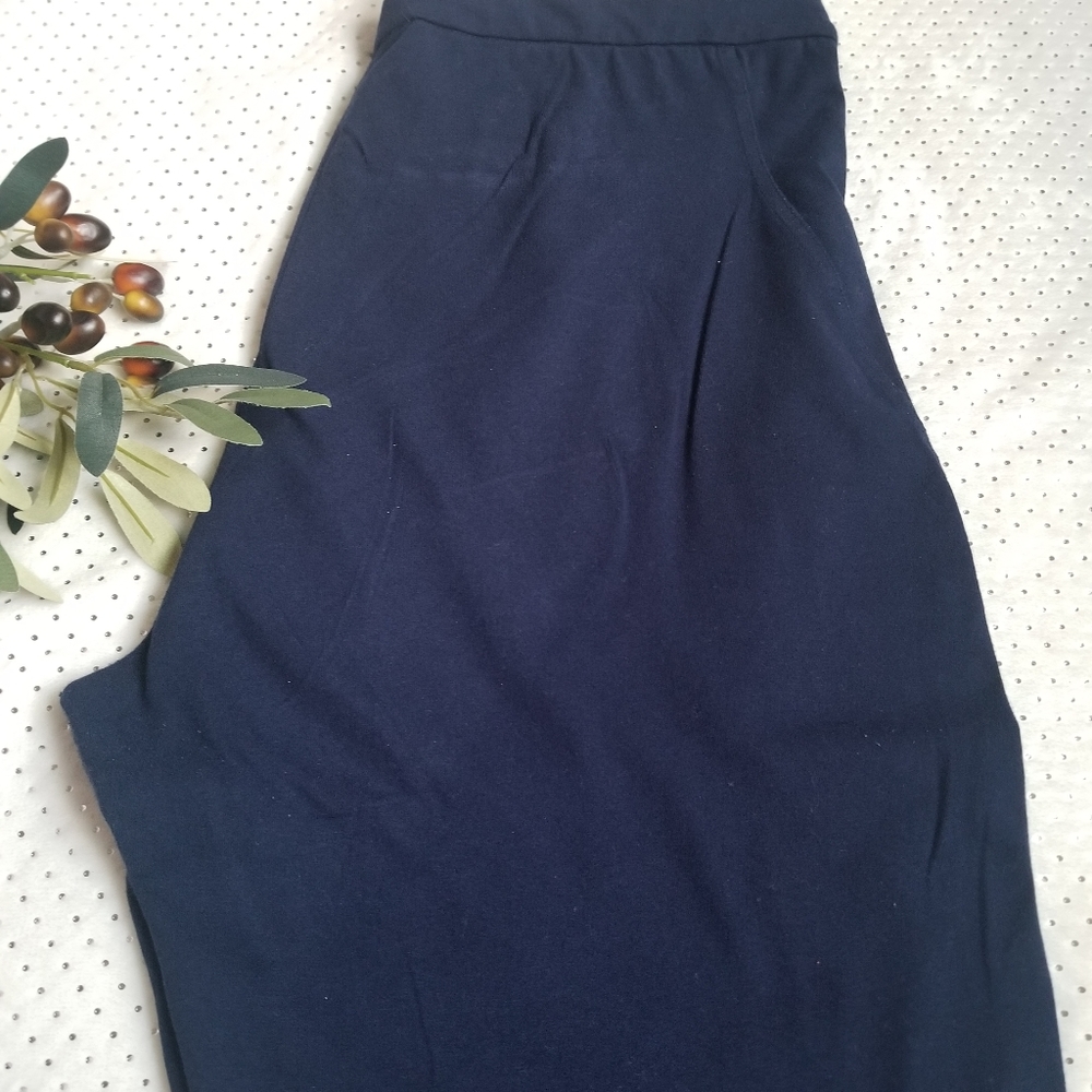 Queen Collection stretch pants Large - Picture 4 of 9